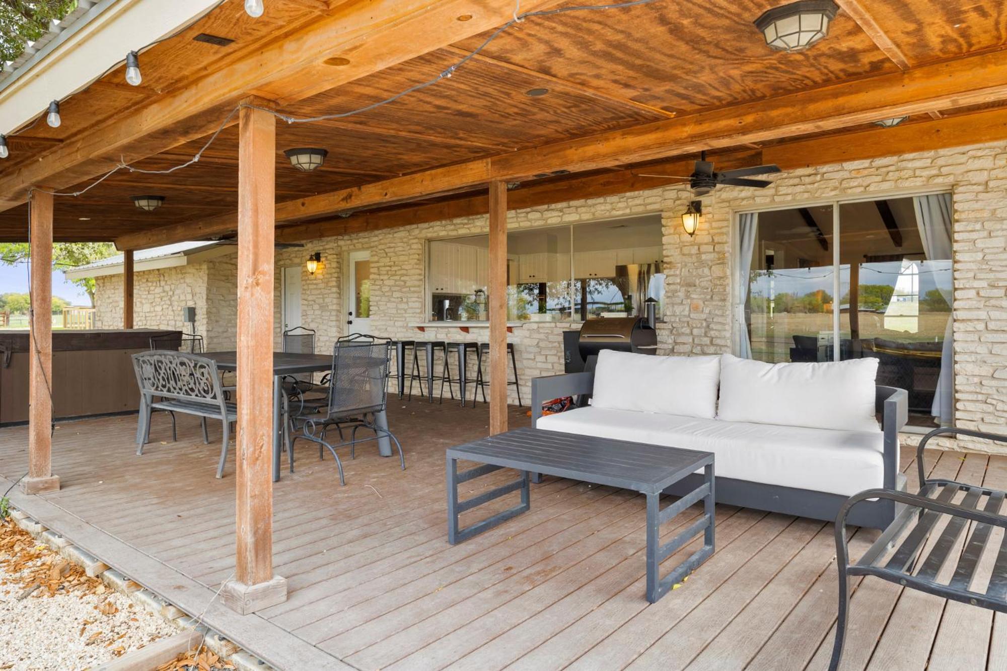 Farm Retreat With Jacuzzi, Fire Pit, Mini Goats, Mini Ponies And Mini Cows Villa San Marcos Rum bild
